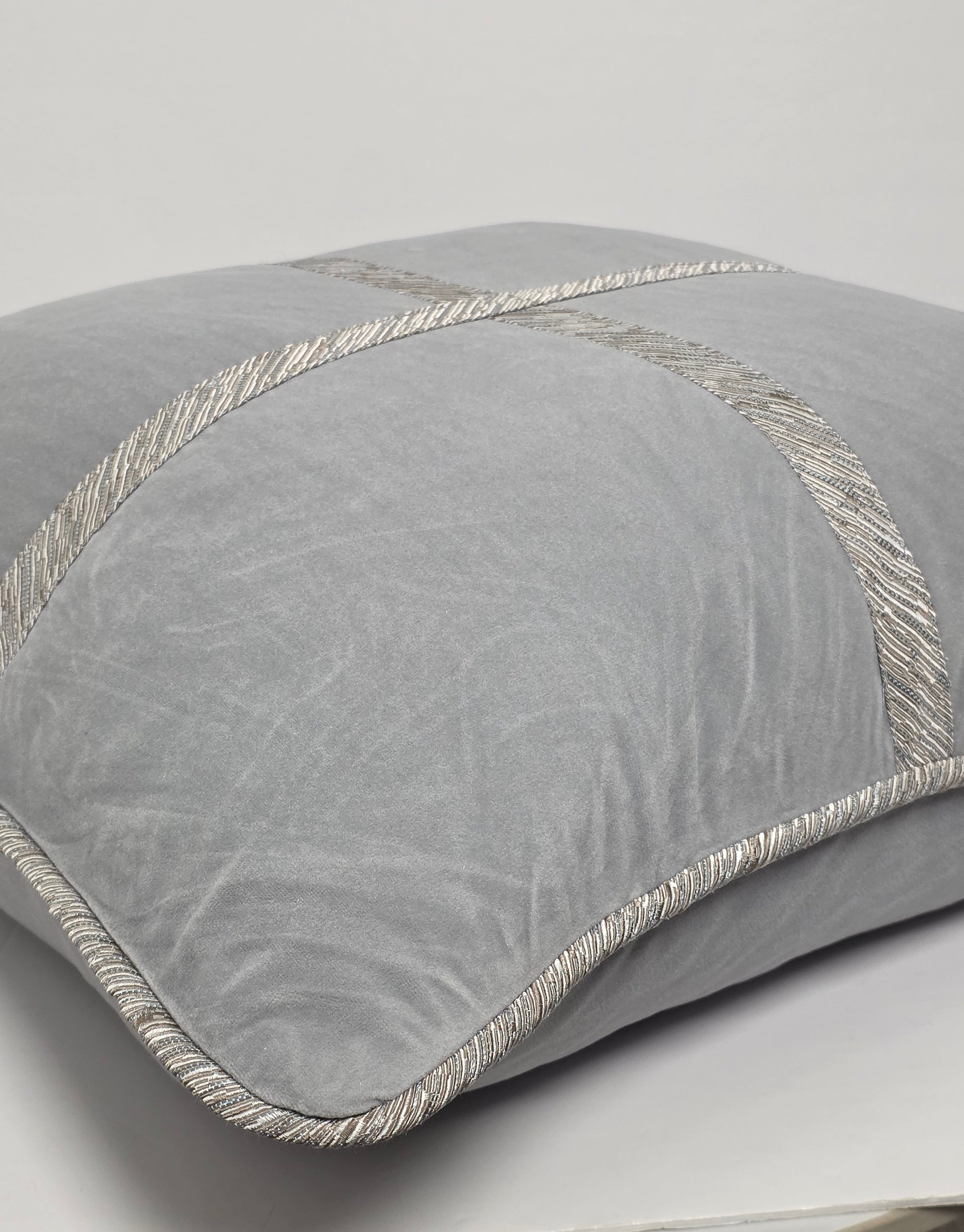 The Love of God That Qualifies Us — Crossed Velvet (50×50 cm) | Premium Duck Down Cushion