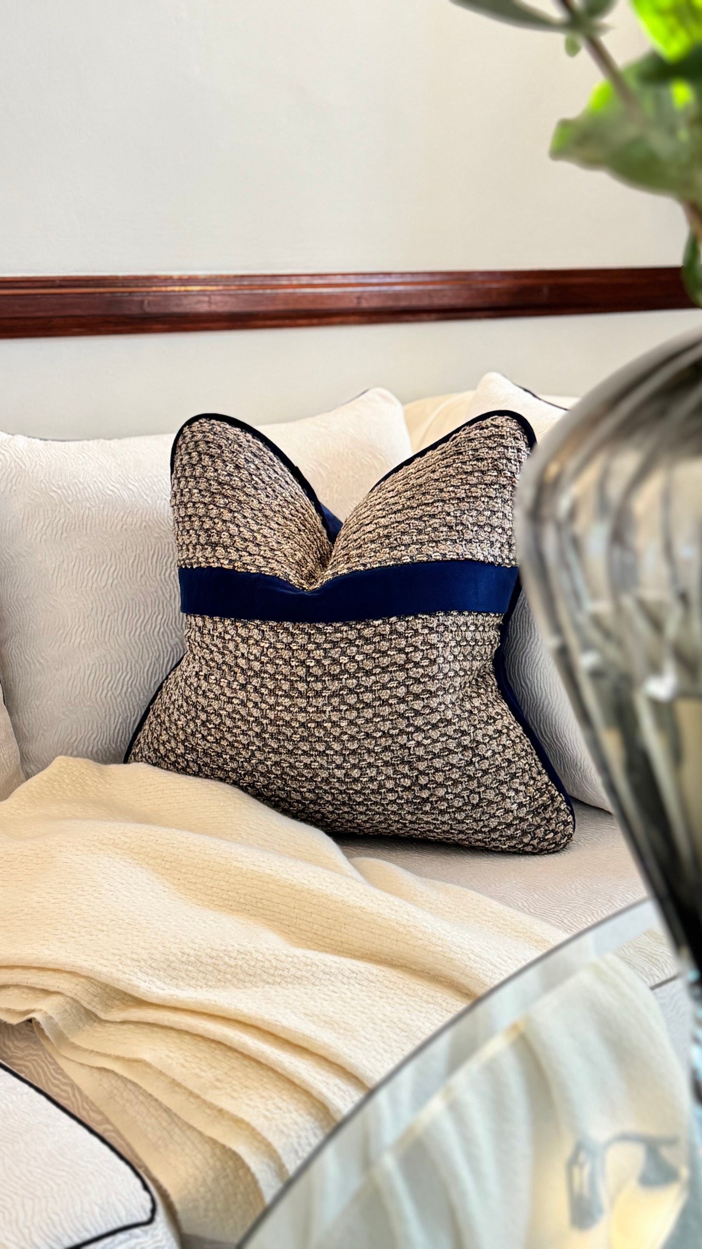 Faith That Overcomes — Woven with Navy Velvet Band Elegance (50×50 cm) | Premium Duck Down Cushion