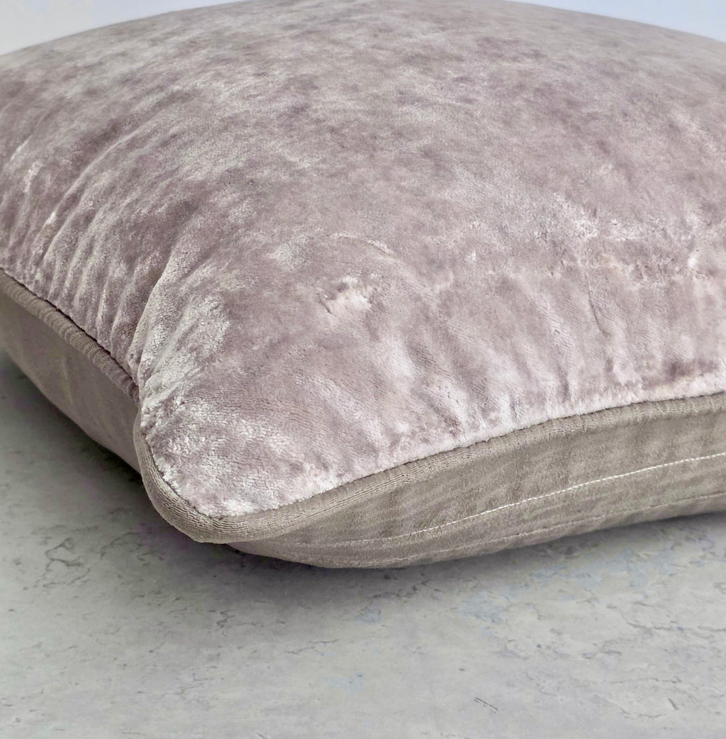 A Diligent Seeker — Luxurious Textured Velvet in Soft Blush (50×50 cm) | Premium Duck Down Cushion