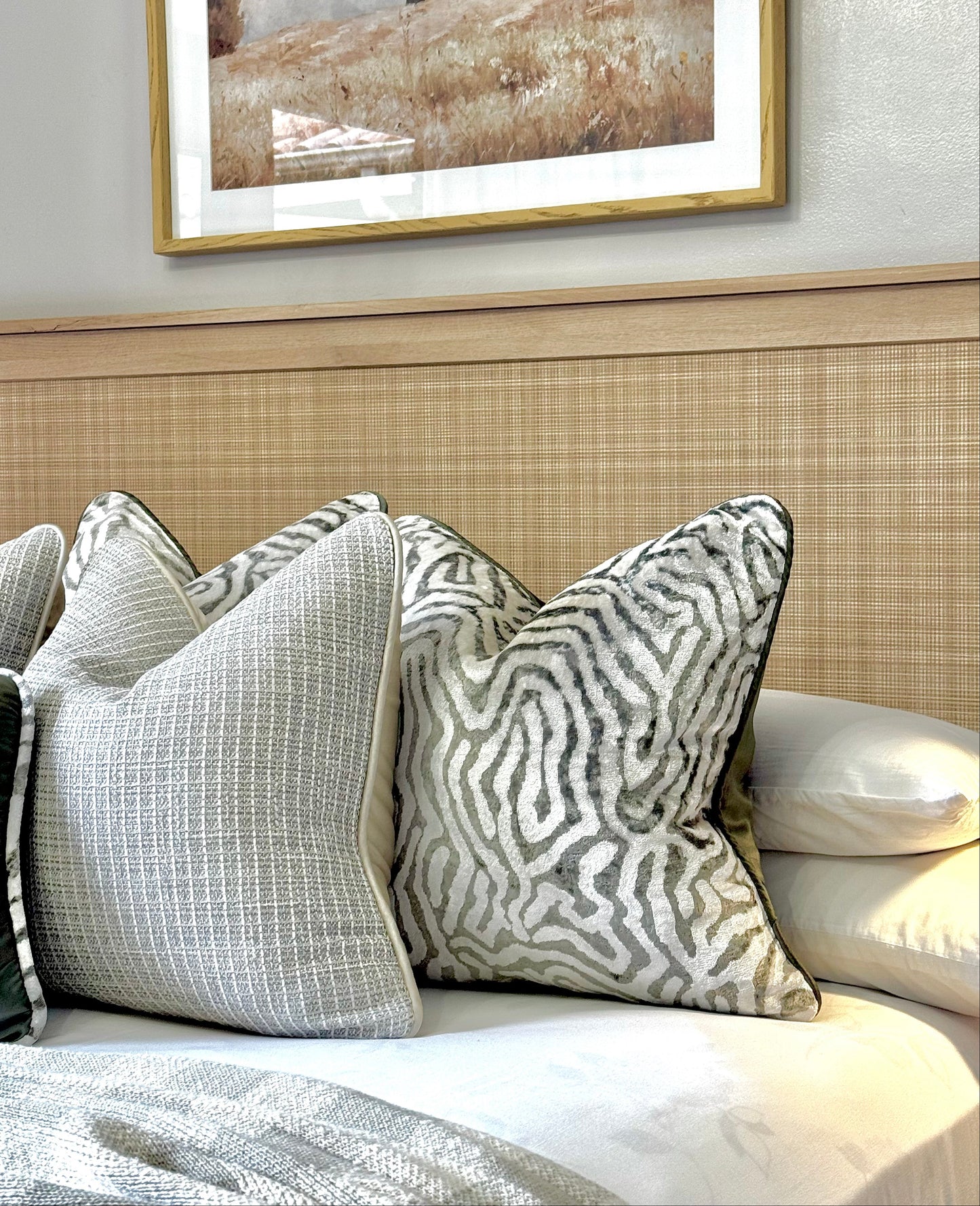 Faith Led by Vision — Silver Embossed Velvet (50×50 cm) | Premium Duck Down Cushion