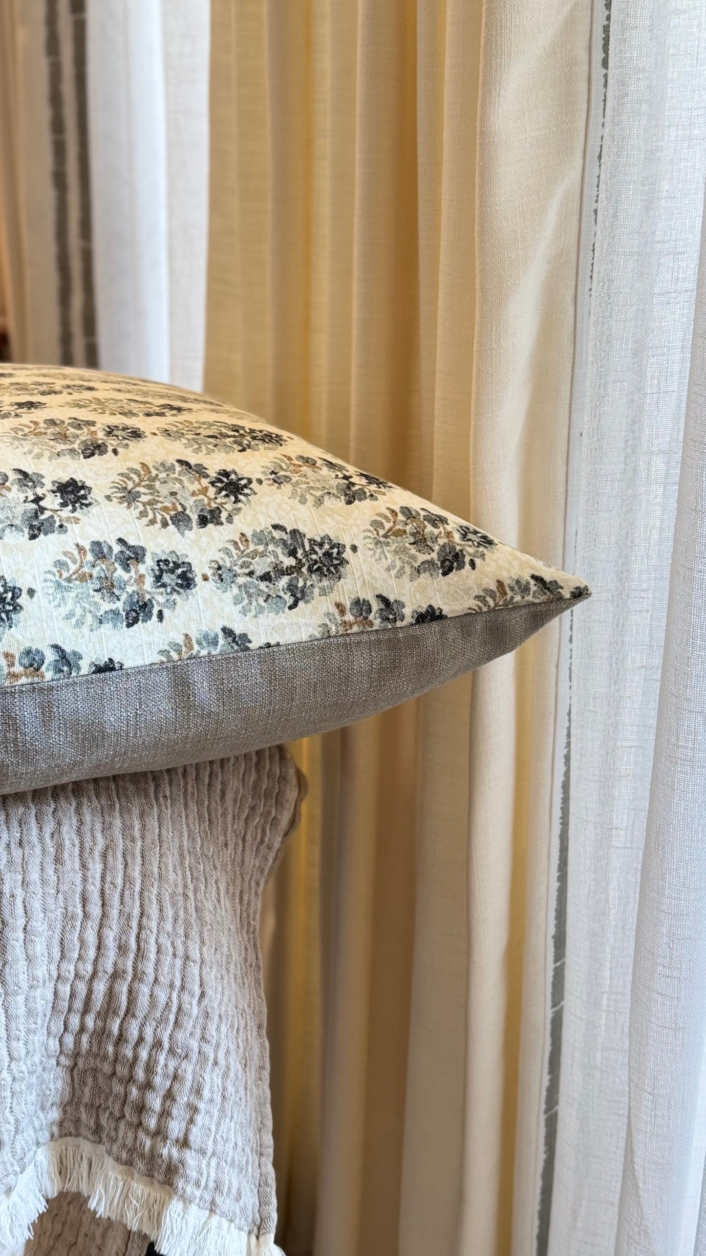 Faith & Repentance — Vintage Floral Linen Cushion  (55×55 cm | Premium Duck Down Cushion)